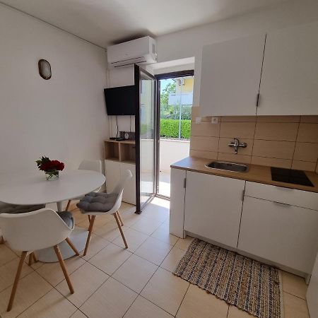 Apartment Marina Porat  Kültér fotó